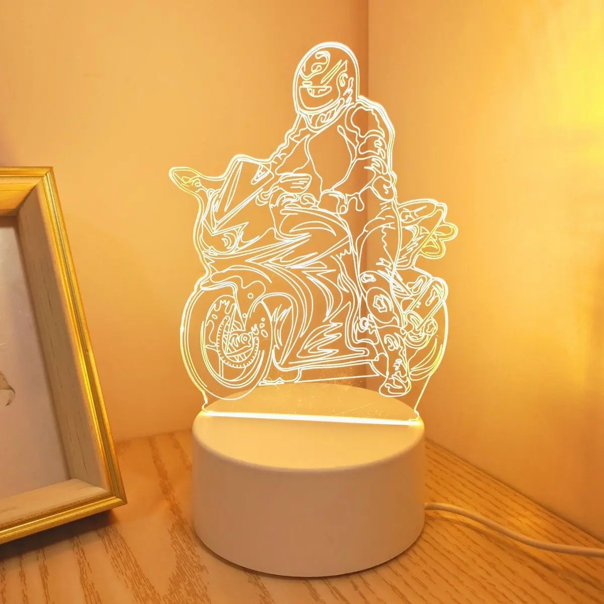 1pcMotorcycle Rider 3D Acrylic Night Light USB 3‑Color Dimmable LED Lamp Home Decor Gift for Motorcycle Lovers Men Desktop Decor