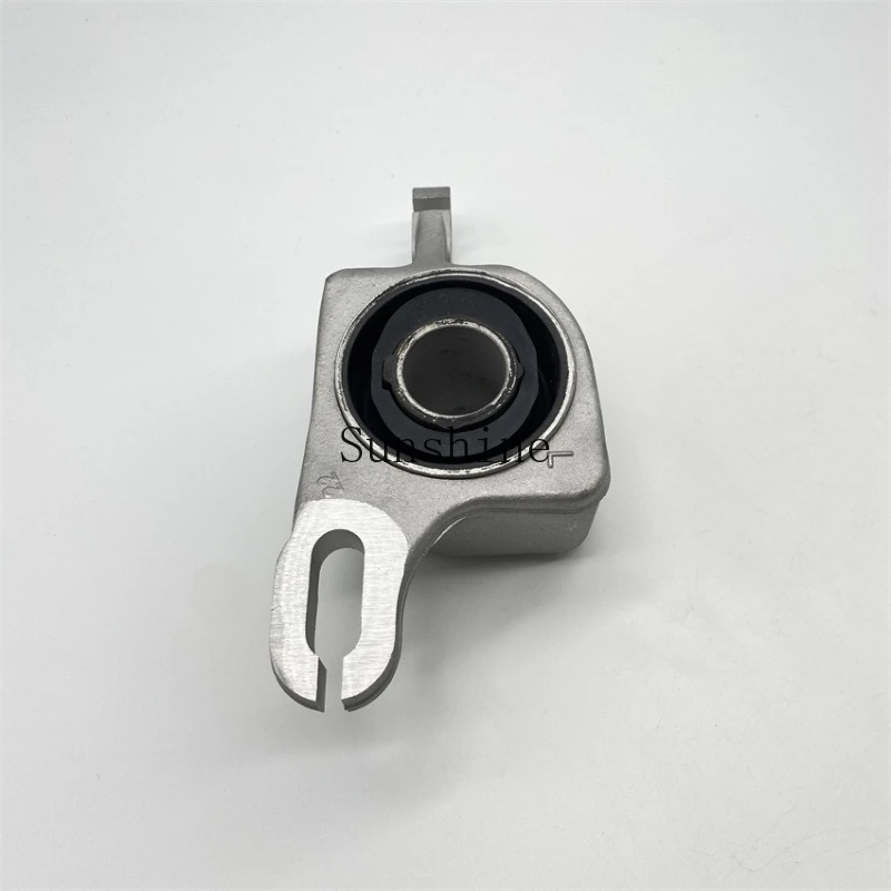 

STZT 1643300743 Suitable for Ben W164 lower suspension swing arm, bushing, rubber sleeve