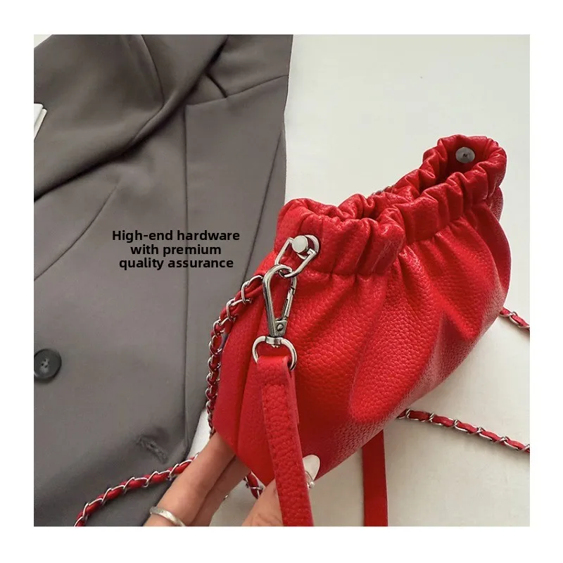 حقيبة كتف من البولي يوريثان بحزام كتف مزدوج مع إبزيم مغناطيسي بتصميم مفتوح بلون سادة وبسيط وحقيبة ساعي البريد ذات ثنيات #5