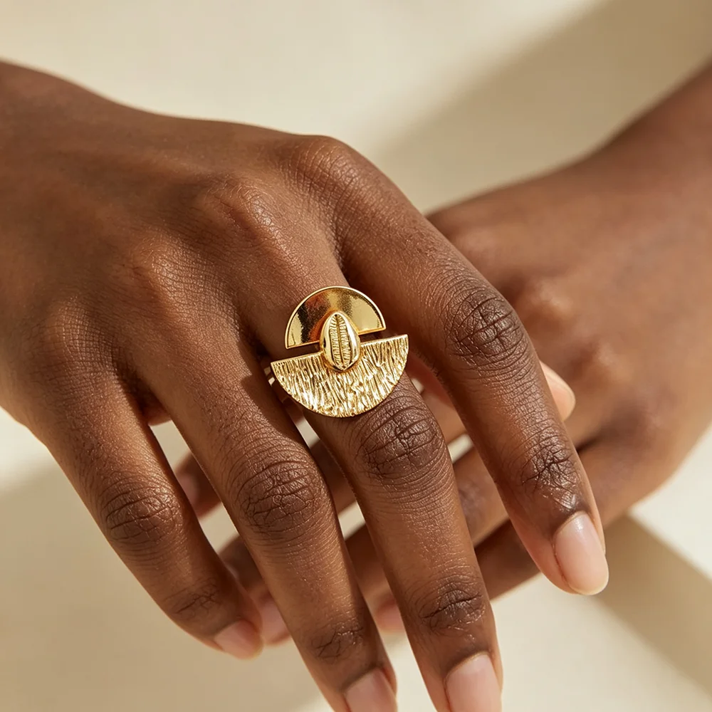 Afrikanisches vergoldetes Ohrringe- und Ring-Schmuckset für Frauen, neues Design-Ohrringe und Fingerring-Set als Geschenk für brasilianischen Schmuck – Detail 4