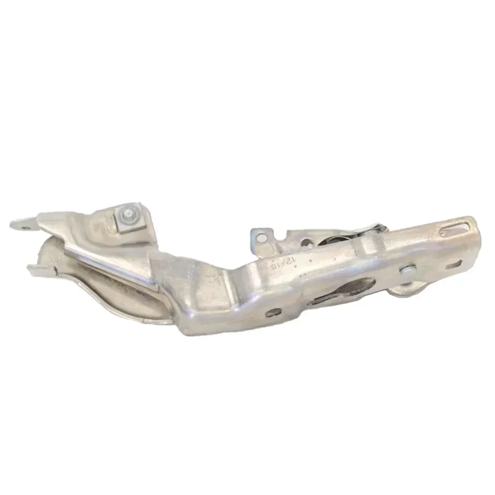 

Efficient Replacement Front Right Hood Bonnet Hinge for Mercedes For CLA W117 Metal Material Silver Color OEM# 1178800228