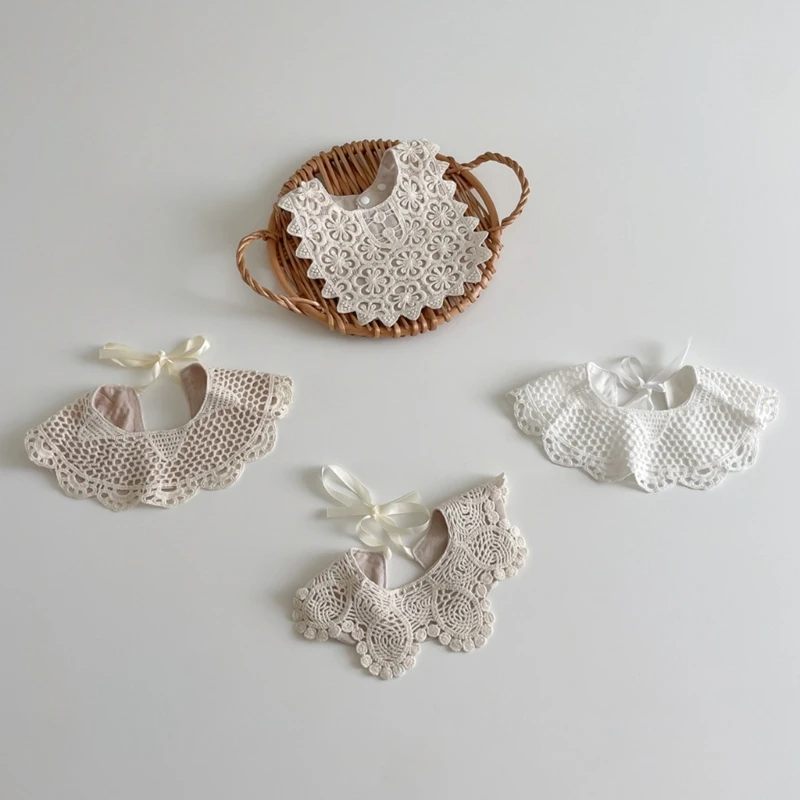 Adjustable Lace Floral Baby Bibs Korean Hollowed Out Lace Princess Baby Girl Burp Cloth Saliva Towel Infants Collar Feeding Bib