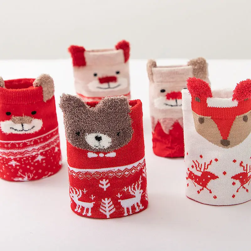 1 par de medias navideñas de Otoño Invierno para niñas y mujeres, calcetines bonitos de reno de dibujos animados, regalo de Navidad rojo, conjunto de calcetines para mujer 2025