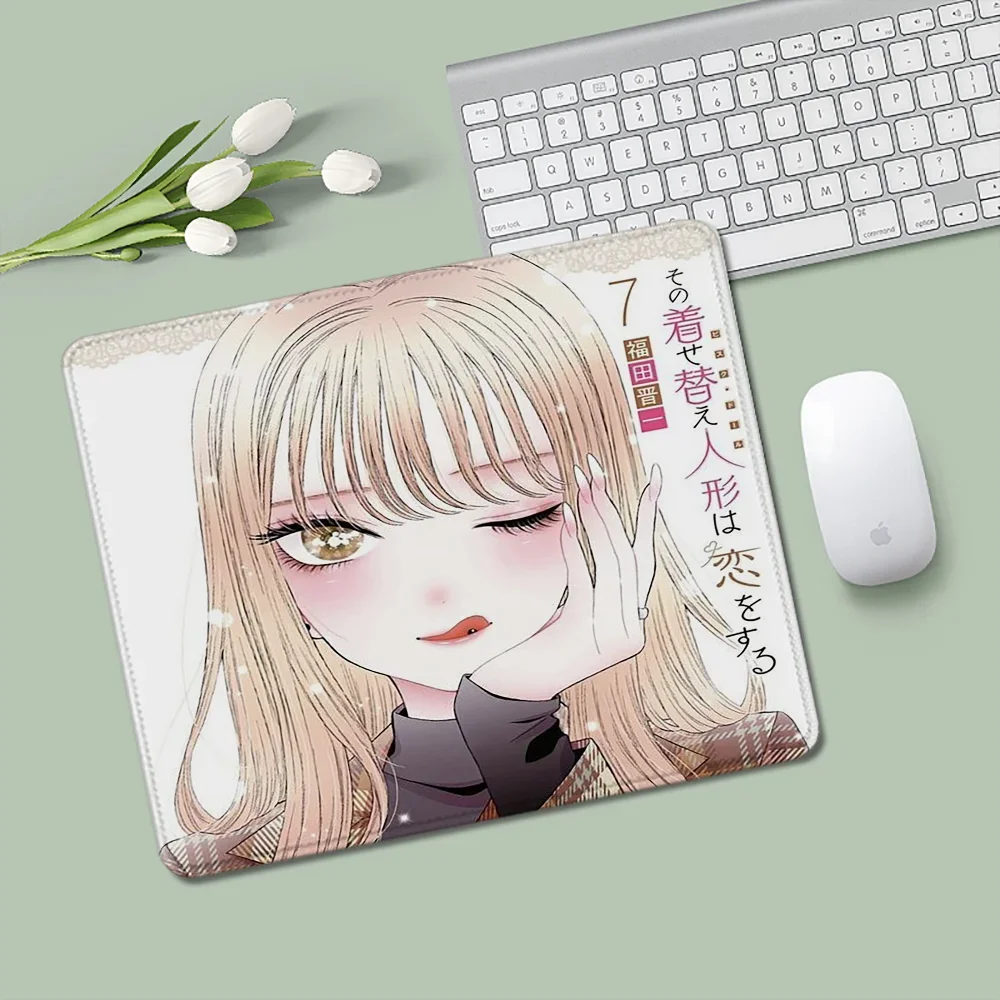 Alas Mouse Anime Kecil Lucu untuk Mouse Komputer Kitagawa Marin Alas Mouse Gaming Aksesori Meja Kantor Kantor Tikar Karpet Gamer