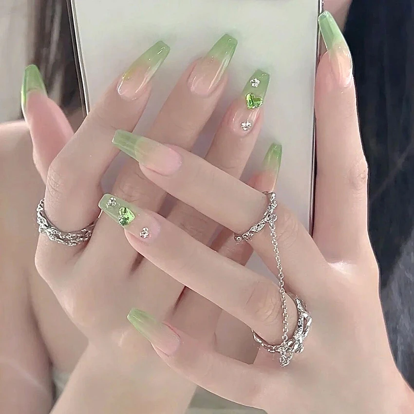 

24pcs/set Style White Acrylic Fake Nails Ice Transparent Green Full Cover Paste Wearing False Nails Removable Press on Nails Art