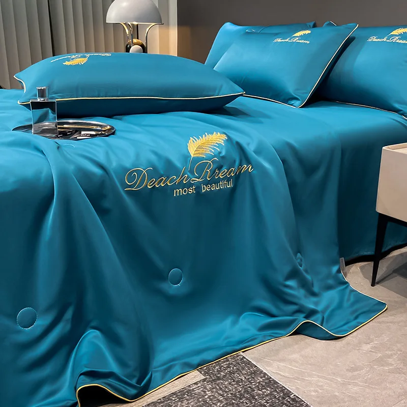 Solid Embroidered Ice Silky Summer Quilt Cooling Air Conditioning Quilt for Home Dorm Soft Skin-Friendly Comforters for Adults
