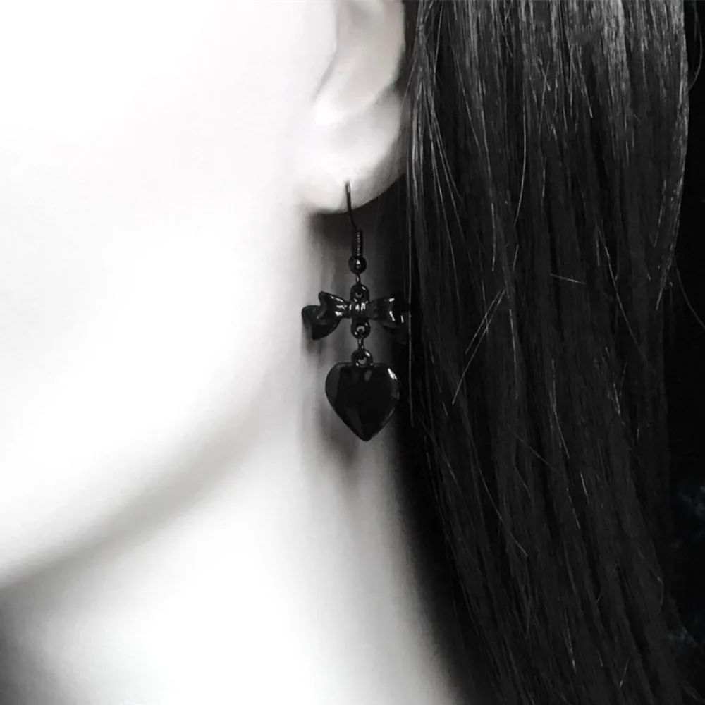 Gothic Victoria Black Bowknot Heart-shaped Dangle Earrings for Women Halloween Party Temperament Y2K Jewelry Accessories Gifts