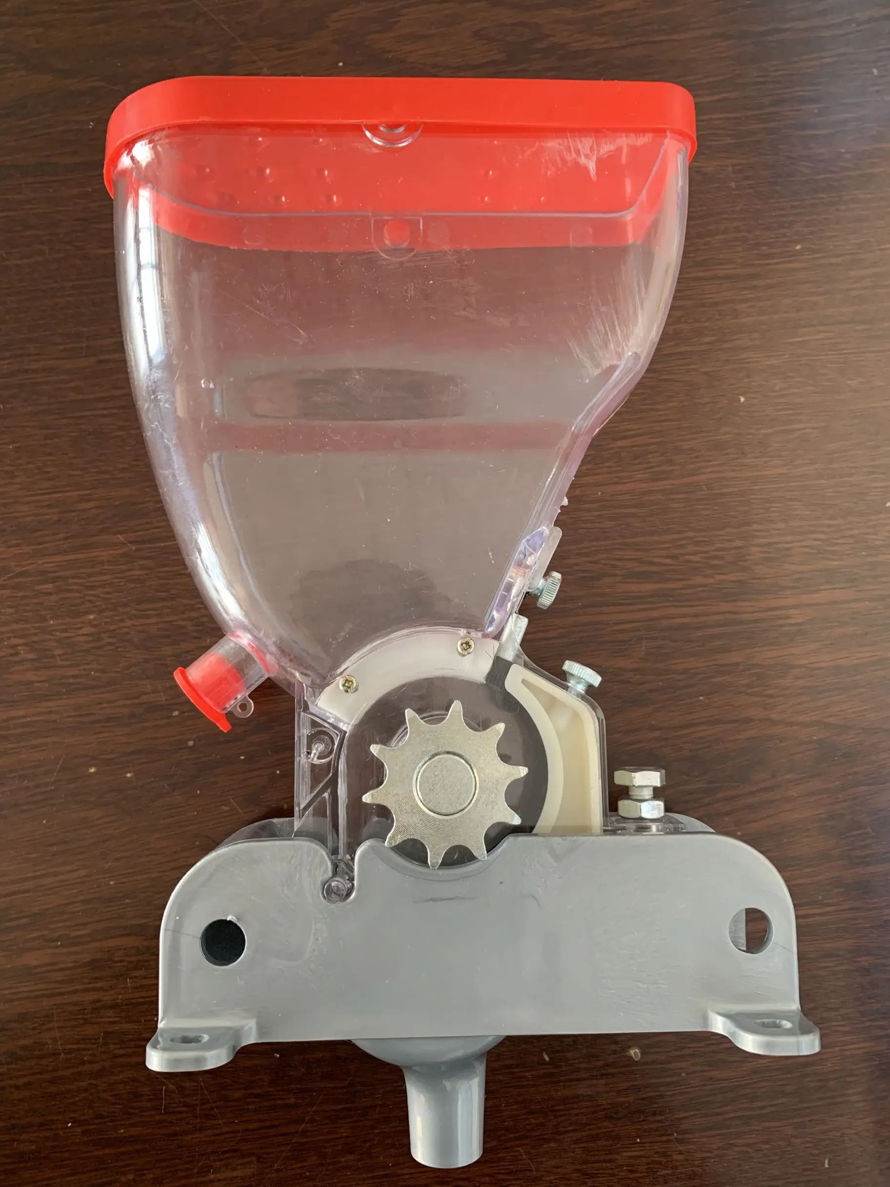 

Vegetable Precision Seeder Vegetable Millet Sesame Carrot Cabbage Seeder Box with seat Accessories