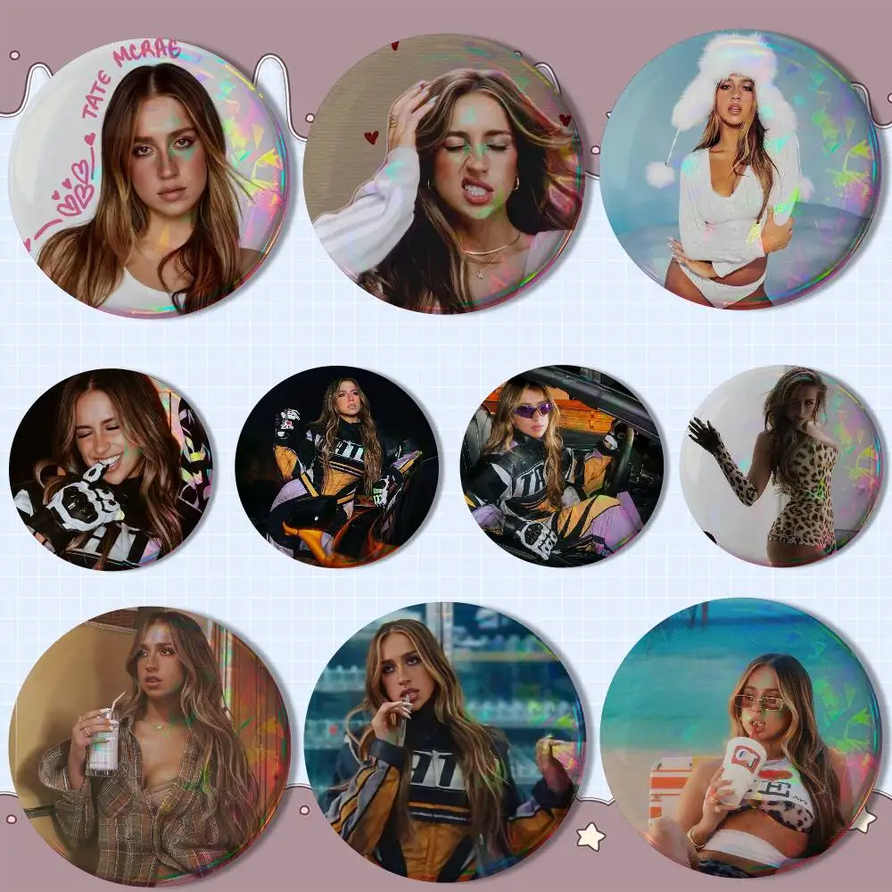 

Graceful Tate McRae Singer Reflective Pin Tinplate Round Brooch Cartoon Cosplay Badges for Bag Hat Toys Gifts