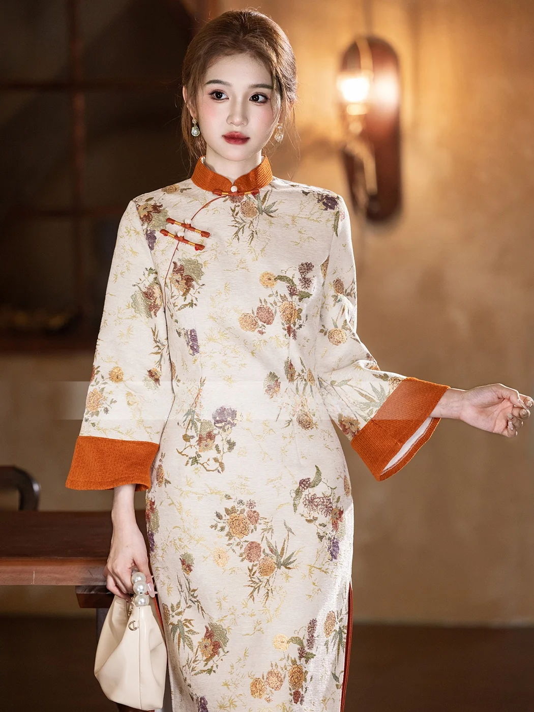 

Young Sle Thiened Long Sve Floing Qipao Traditional Chinese Wedding Dr Warm Retro Sle Mid-Length Qipao for Women