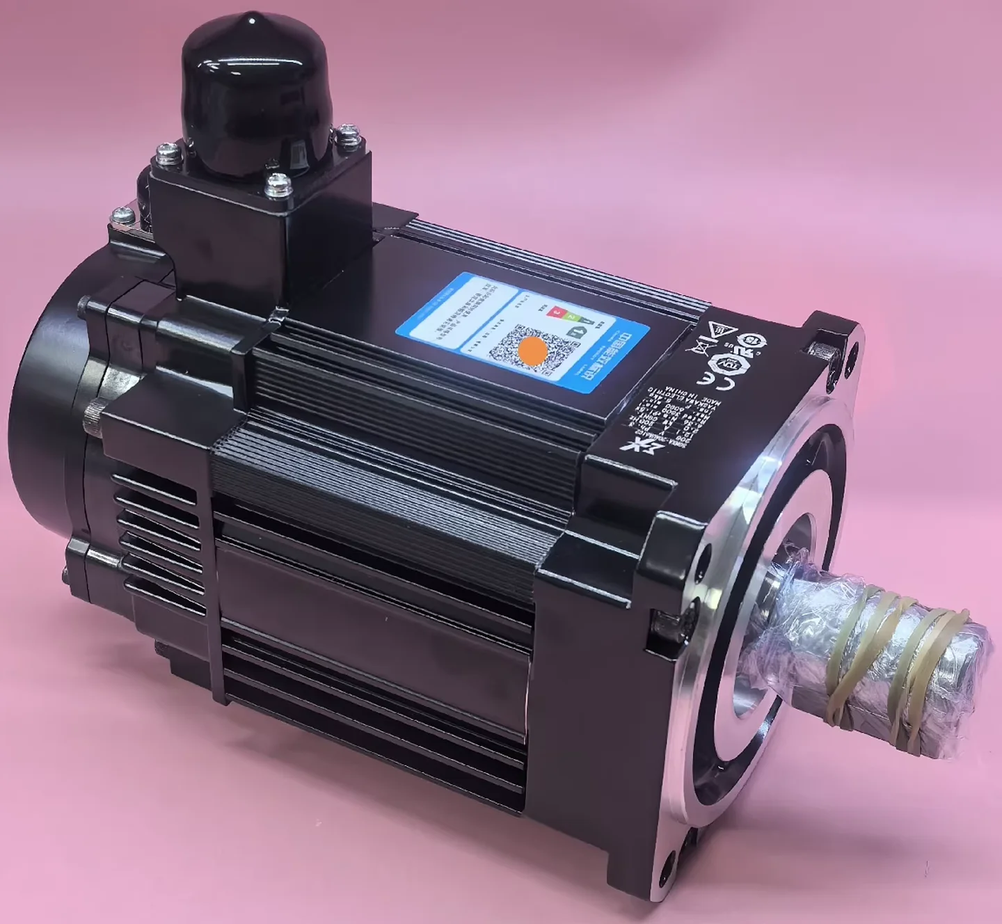 Original Genuine SGMXA-20AUA61C2 Brand New Servo motor，power 2kW，Fast shipping，SGMXA 20AUA61C2