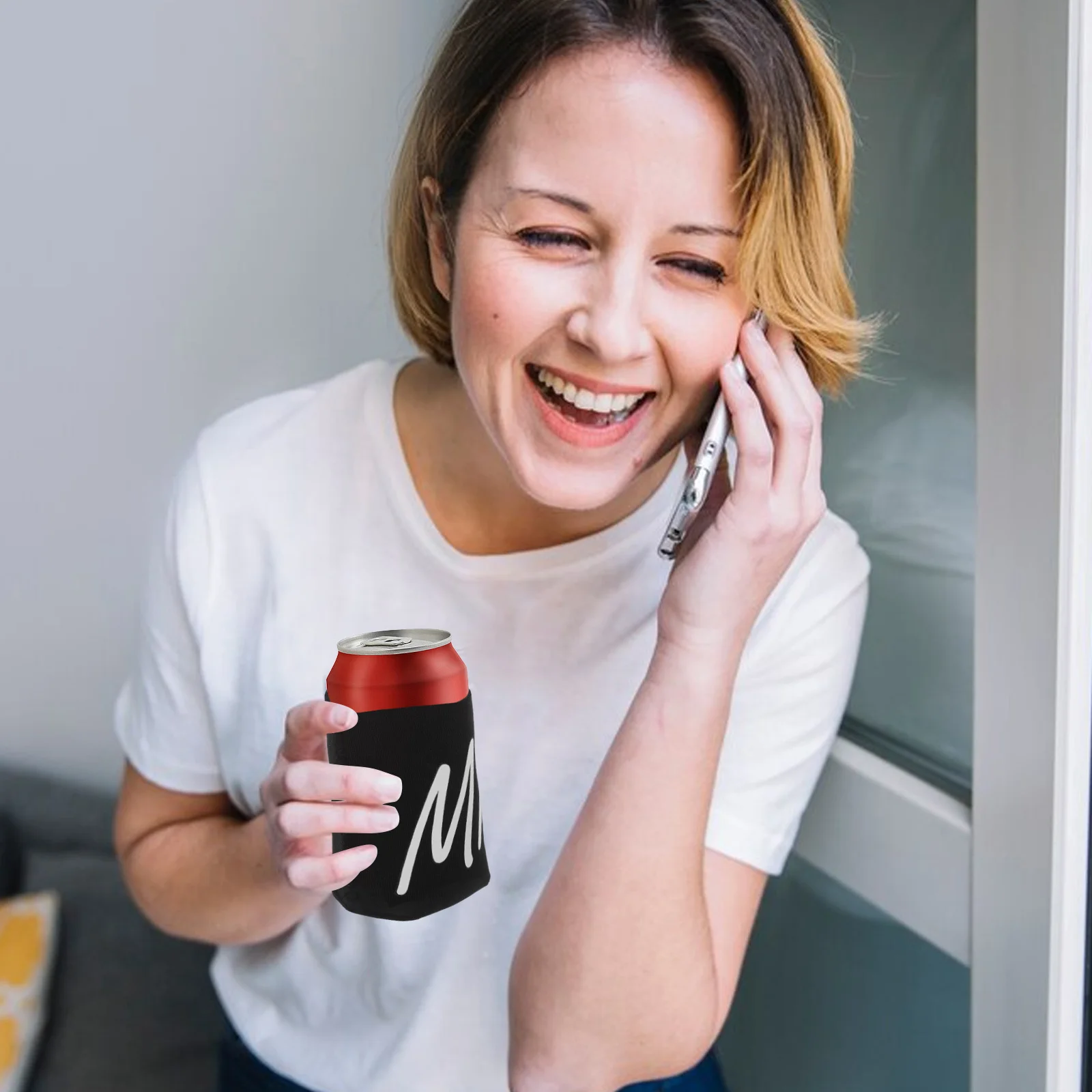 

2Pcs Wedding Can Coolers Mrs Mr Design Can Cooler Set for Bridal Shower Reusable Drink Sleeve Insulated Beverage Cover Party