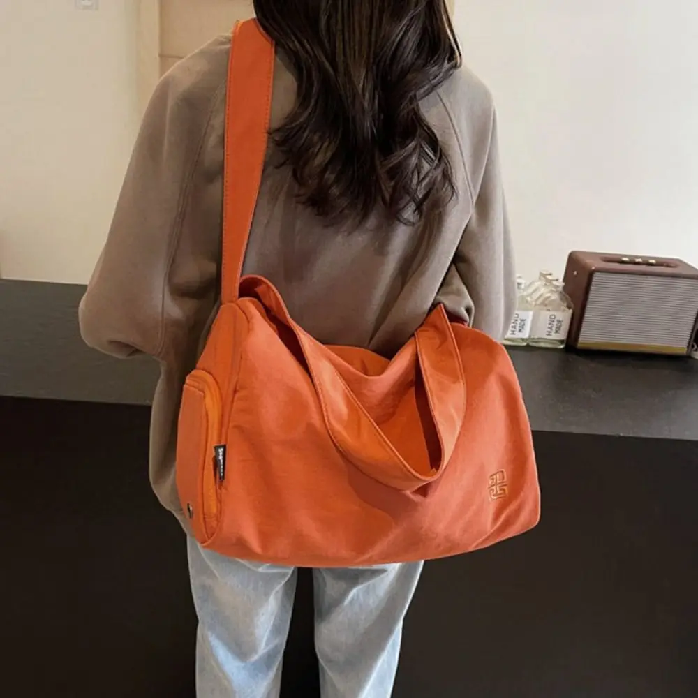 

Portable Multifunction Travel Tote Bag High Capacity With Shoes Pocket Handbags Sports Gym Bag Women