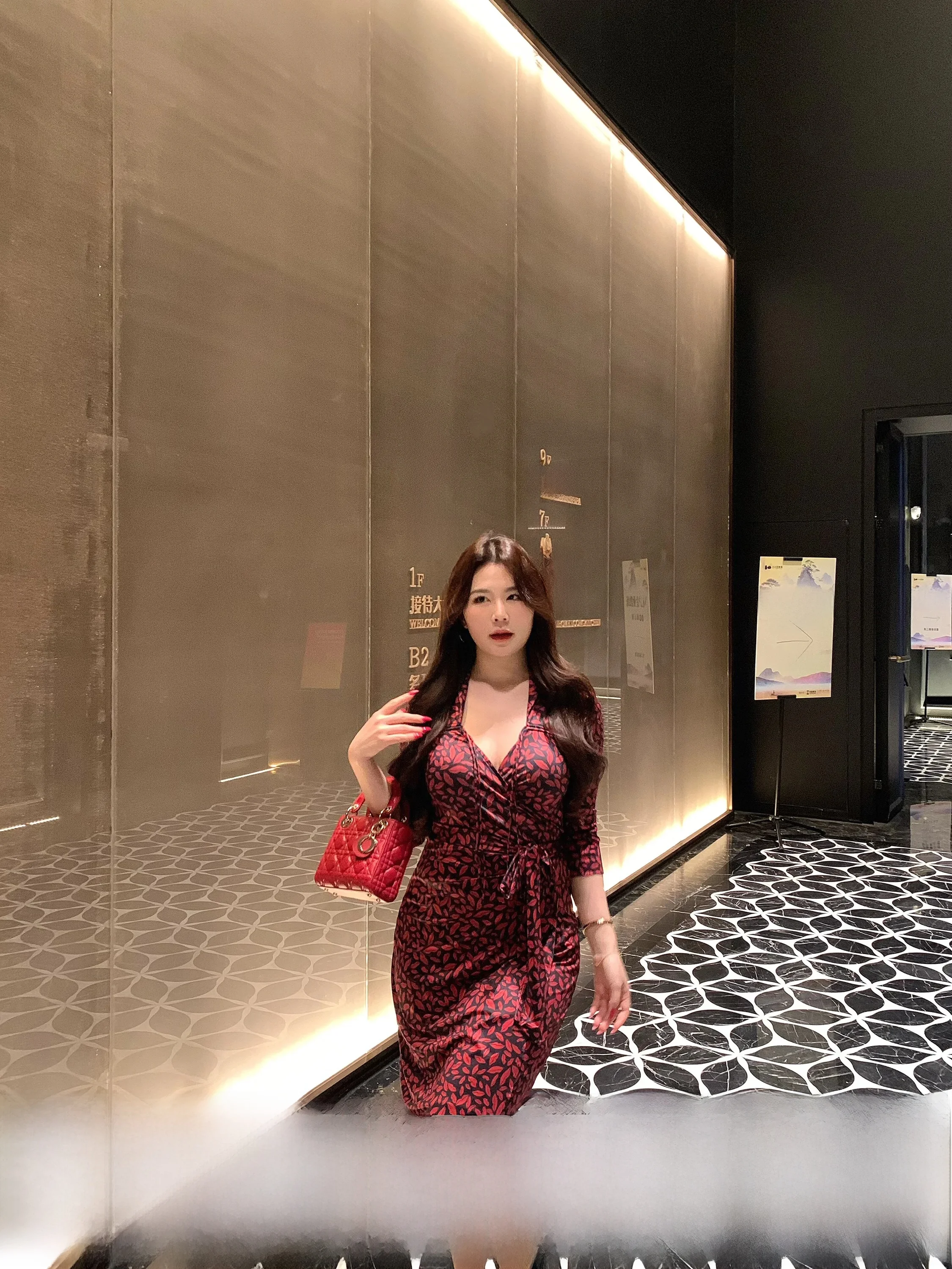 

Jomel ML plus Size Red Printed Dress 2026 Collection Sexy V-Neck Belted Women's Dress High Waist Slim Fit Polyester Blend