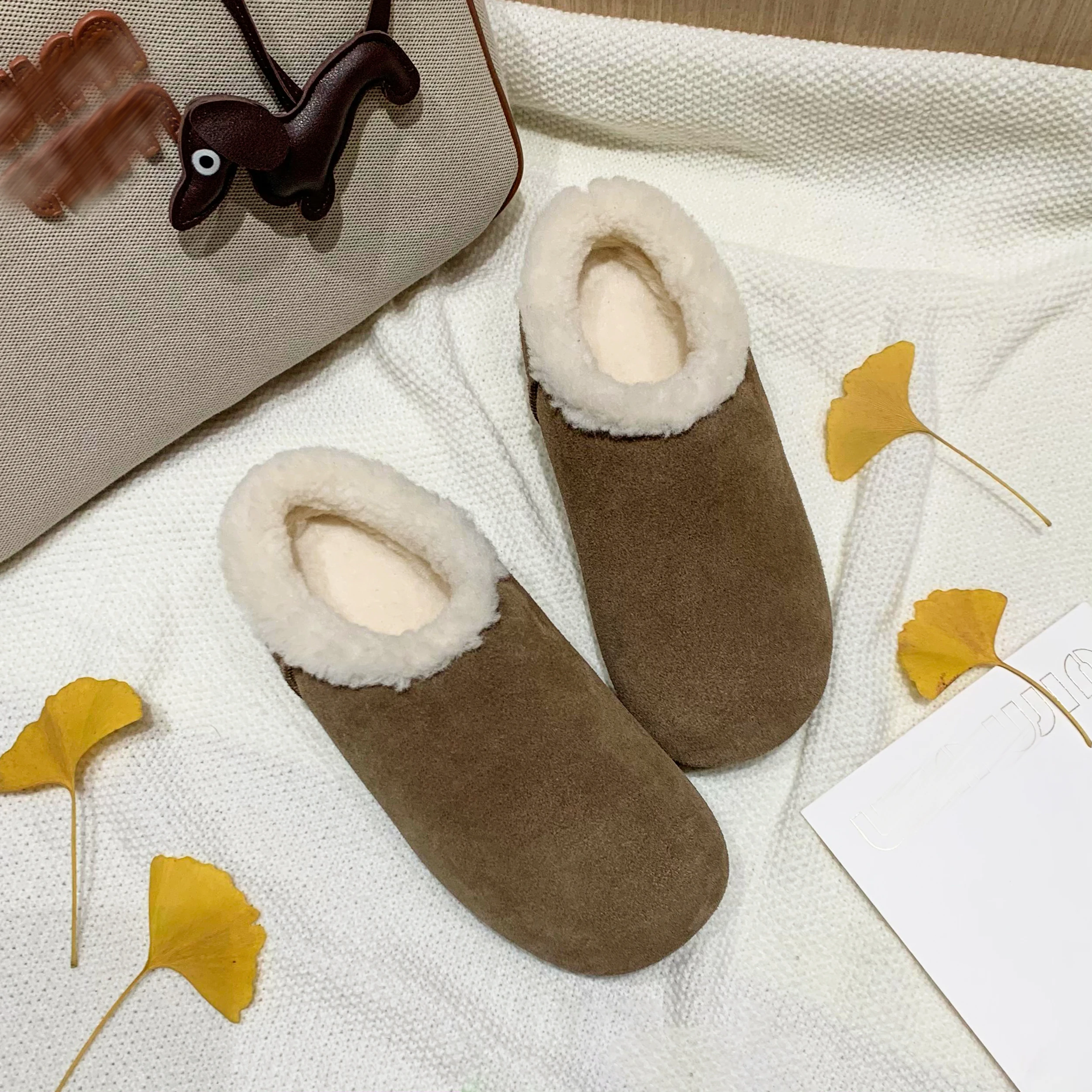 2024 New Women Slippers Slides Snow Boots Paltform Shoes Wool Women Furry Winter High Quality Ankle Leather Fur Ladies