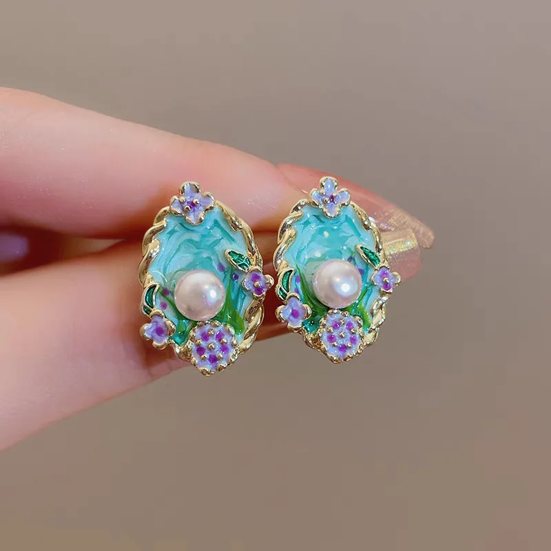 Abstract Oil Painting Flower Stud Earrings for Women Geometric Personality Irregularity Oval Earrings Trendy Green Jewelry Gifts