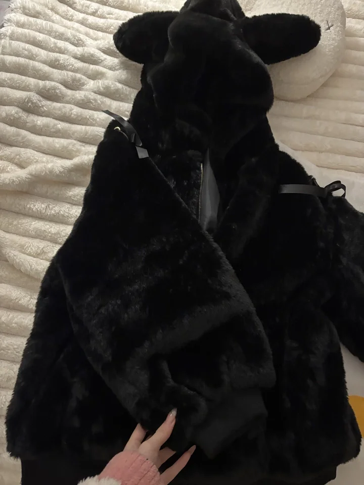 

Japanese Style Tie-Up Long Sleeve Sweet Pink Plush Bunny Ear Zipper Lace-Up Hooded Jacket Winter Clothes Women Faux Fur Coats