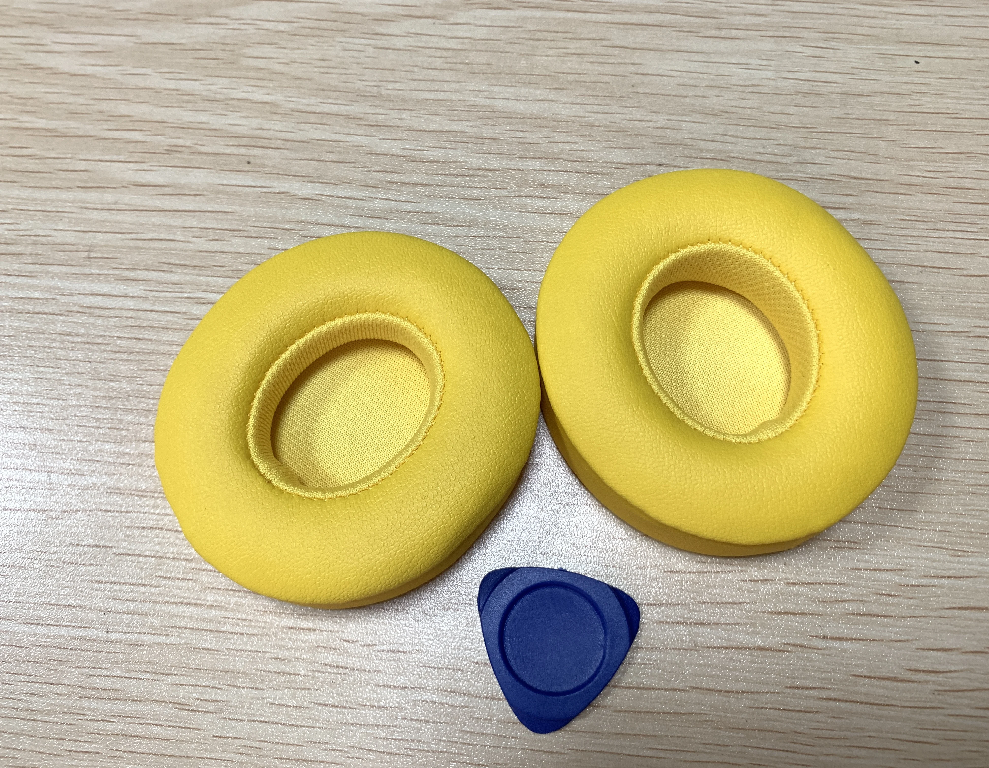 Poduszki nauszne Beats Solo 2 do bezprzewodowych słuchawek dousznych Beats Solo 2 i Solo 3, poduszki nauszne Solo2 Solo3 z miękkimi