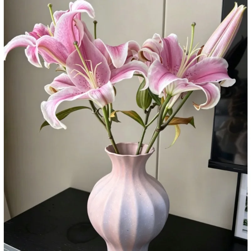 Gradient Pink Ceramic Vase Matte Snow Texture Ceramic Dry Flower Vase INS Cream Style Home Table Decor Ornament Gift for Friends