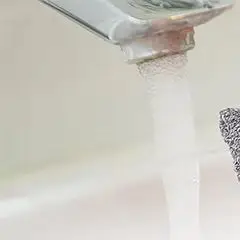 

1/3 шт., пенящаяся сетка для очищения ванны, двухслойная утолщенная сумка для мыла, отшелушивающая омертвевшая кожа, удаление скруббера, губки для ванной комнаты