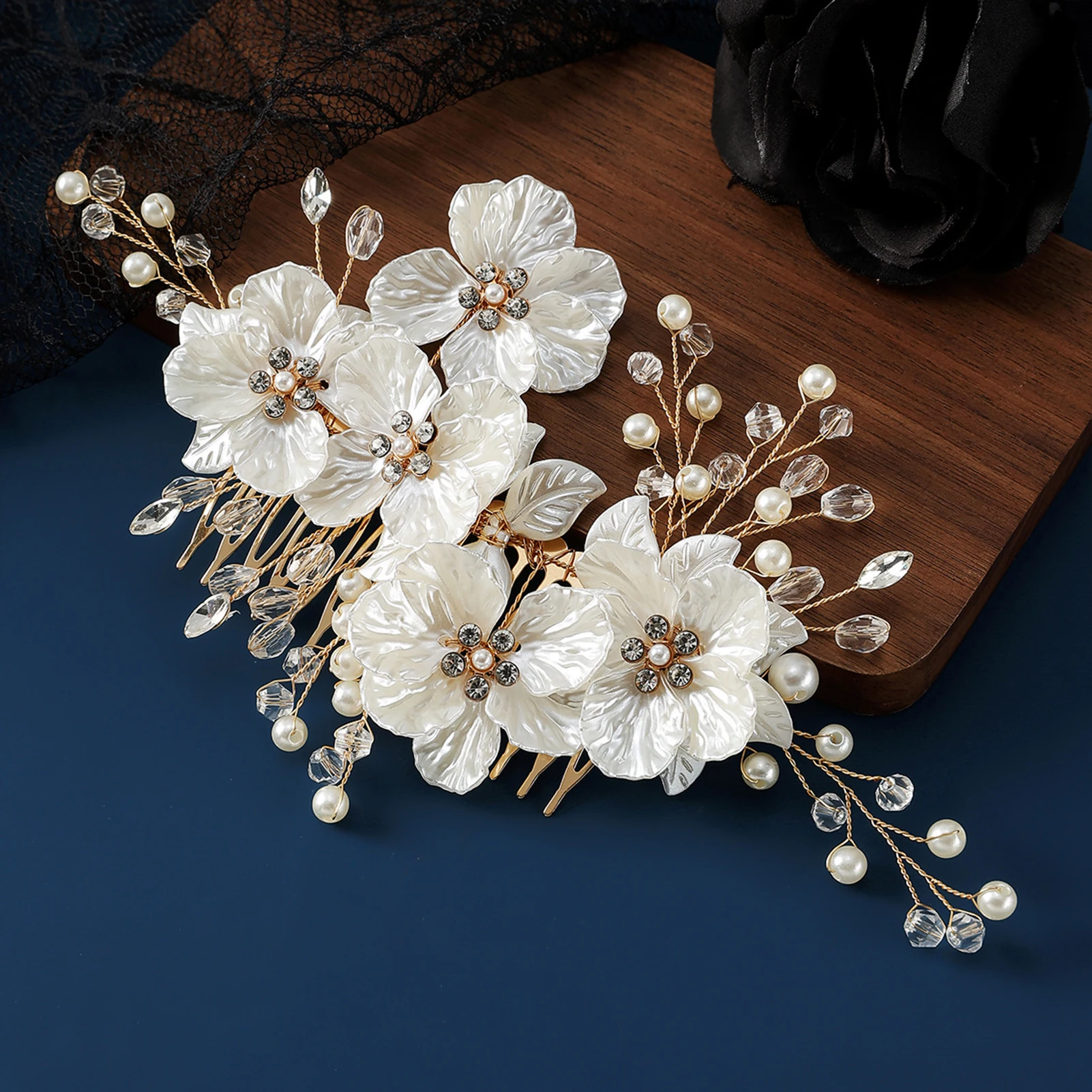 

Свадебная элегантная хрустальная расческа для волос невесты, головной убор, свадебный головной убор со стразами и жемчугом, свадебная заколка для волос, аксессуары, ювелирные изделия, подарок