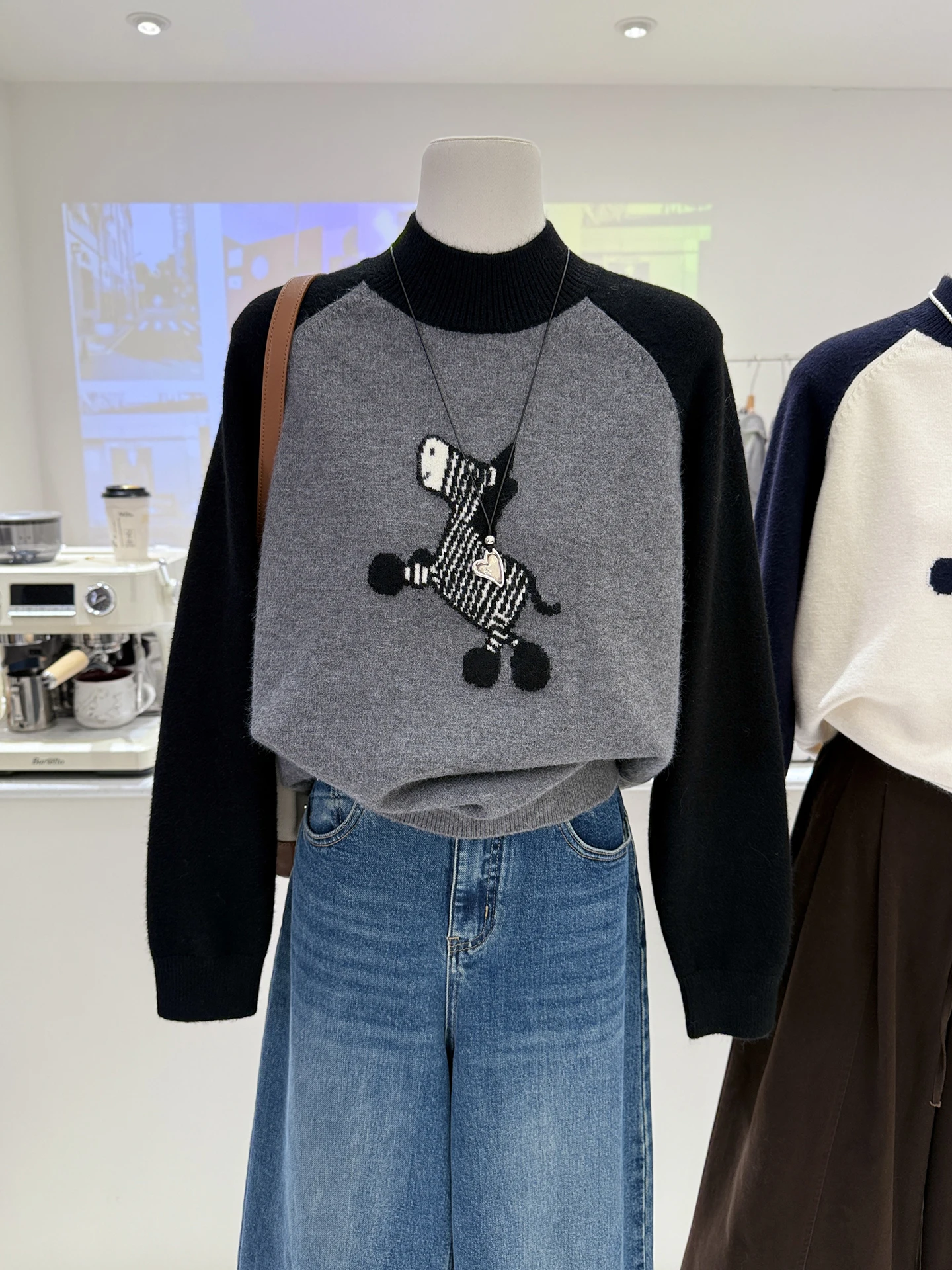 

Warm Knitted f High Collar Sweater Women's Loose Slimming Cartoon Tearable Flower Design Long Sve Winter Top