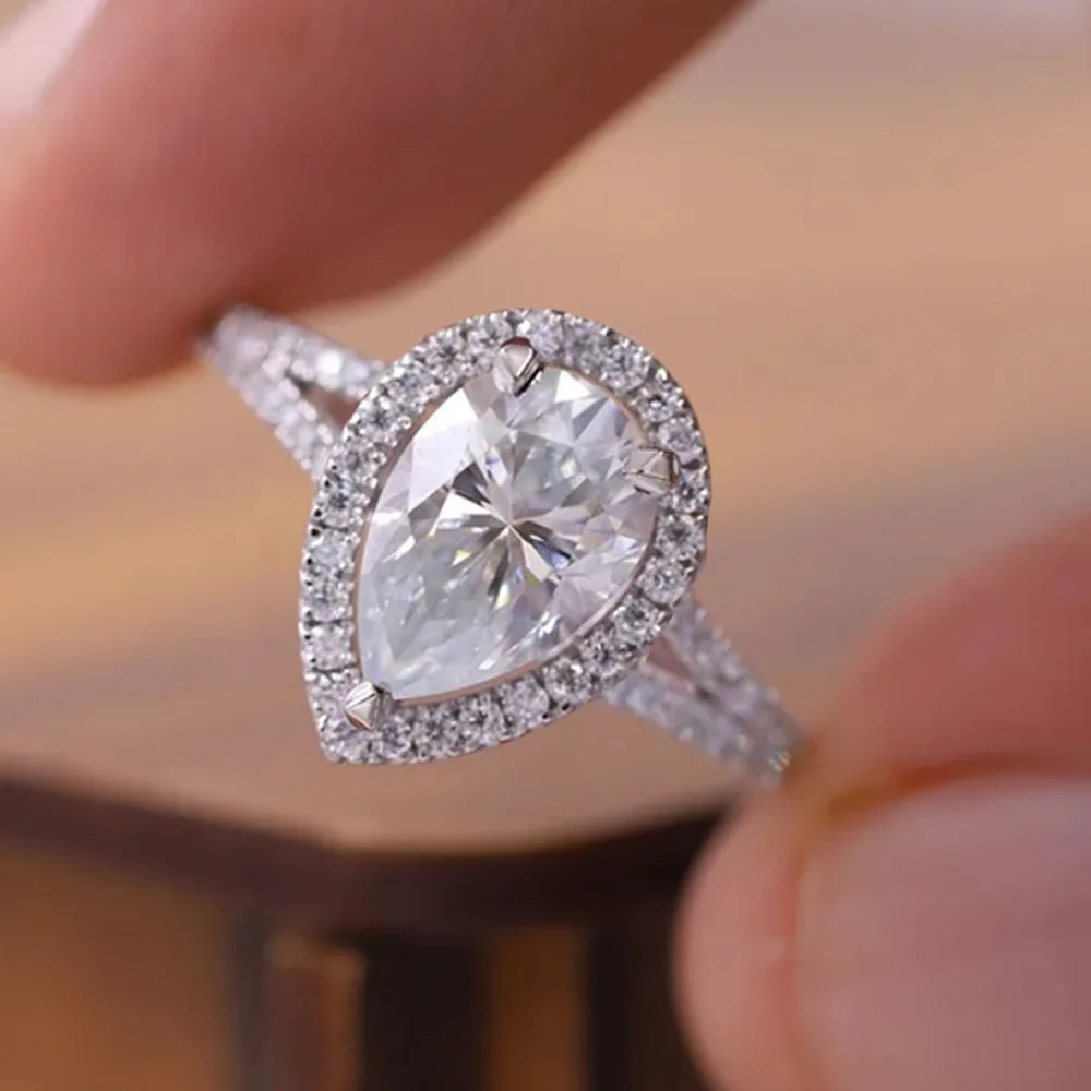 3Carat Pear Cut Full Moissanite Halo Engagement Ring for Women 925 Sterling Silver Split Shank Pave Wedding Band Bridal Jewelry