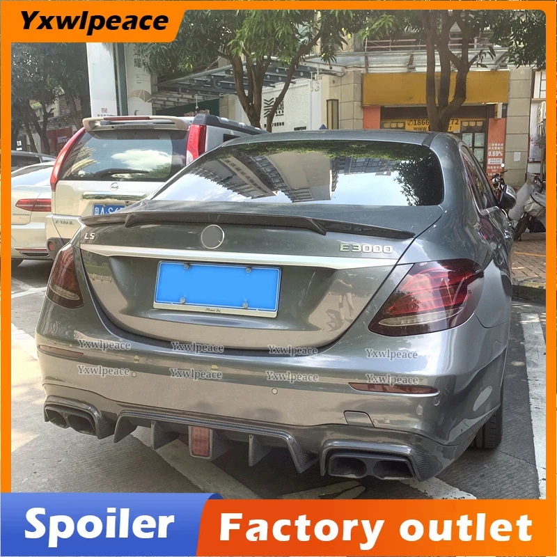 For Mercedes W213 Spoiler E Class 4-Door Sedan E200 E220 E250 E300 2016-2020 Real Carbon Fiber Rear Trunk Lip Spoiler