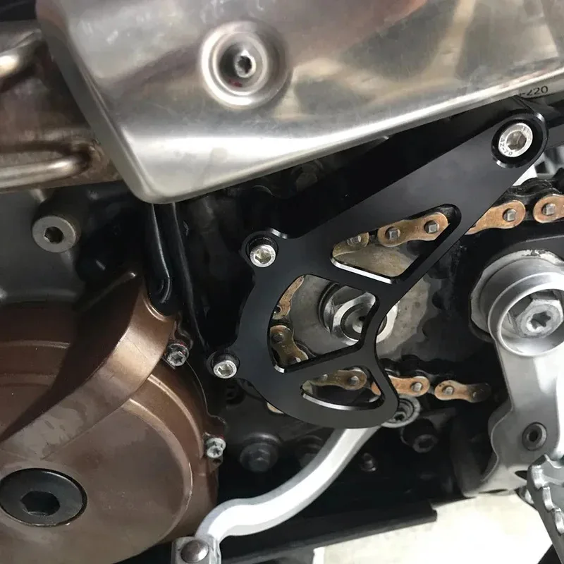 

For Husqvarna 701 Supermoto 701 Enduro SM 701Enduro 2016-2023 Accessories Front Sprocket Cover Case Saver Protector Chain Guard
