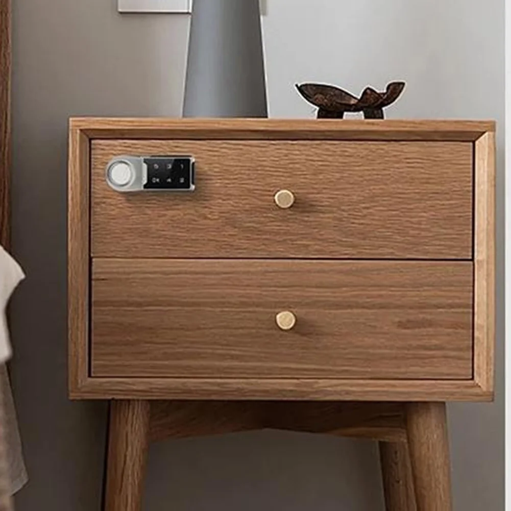 

Электронный кодовый замок для шкафов с функцией автоматического отключения при многократном введении неверных кодов