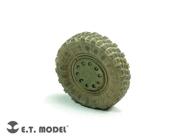 1/35 ET Models - ER35-059 Fennek LGS Resin Wheels (4 pcs)