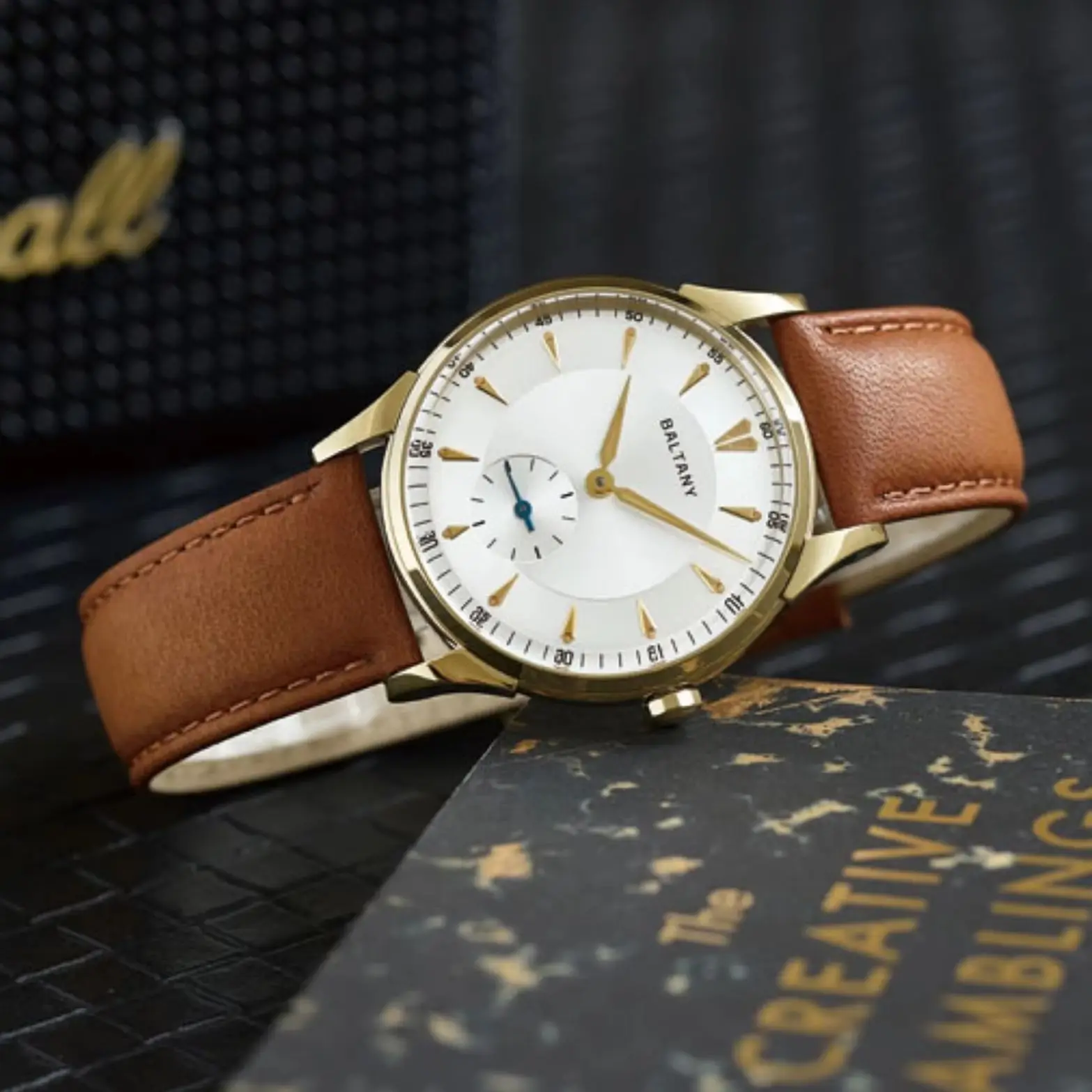 Baltany Men Automatic Watch Pilot 38.5mm Manual Winding Mechanical Wristwatch Sapphire 50M Waterproof Small Second Dial ST1701