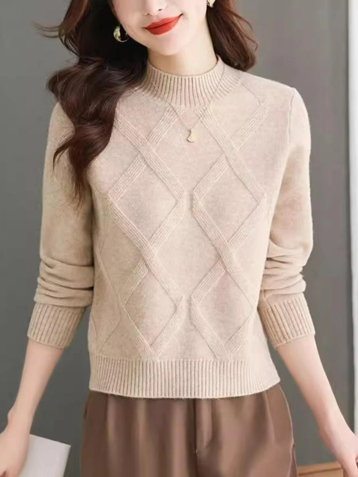 

Утягивающий вязаный свитер с высоким воротником для женщин, модная универсальная осенне-зимняя внутренняя одежда, повседневная удобная одежда