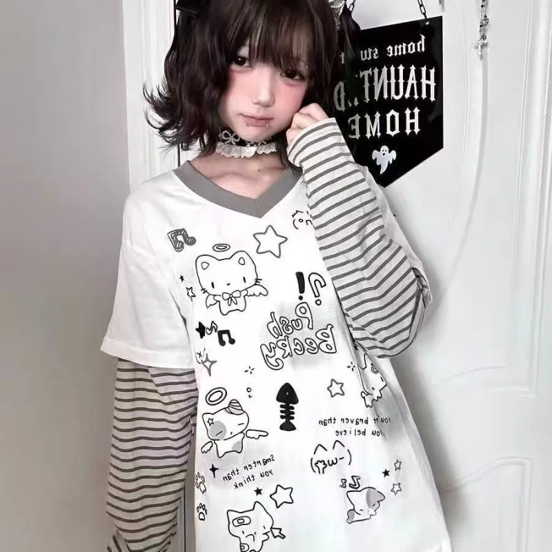

Japanese Fake Two Pieces Cartoon Printing White T-shirt Preppy Patchwork Stripe Tees Kawaii Tops Harajuku Looose Grunge Tshirts