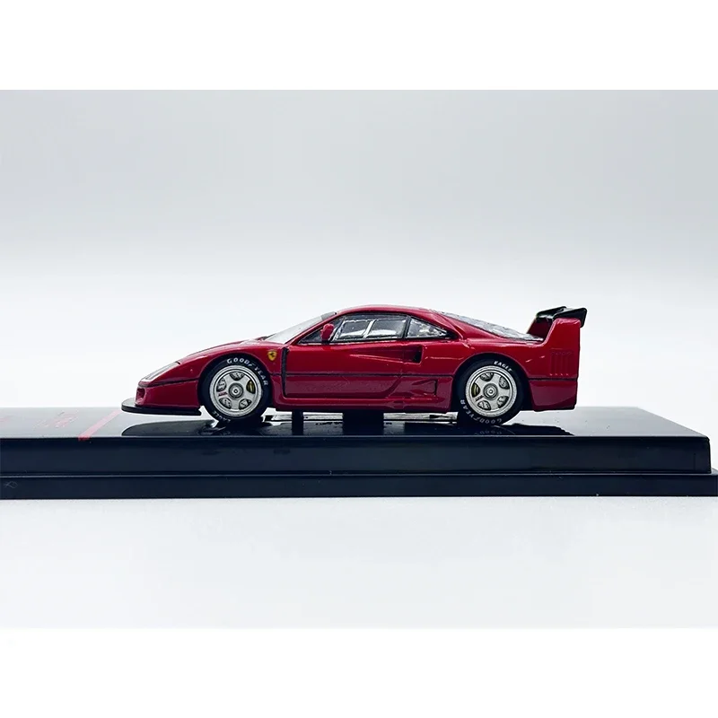 

Флэш-модель автомобиля, красная коллекция игрушек Tarmac в наличии 1:64 TW F40 LM