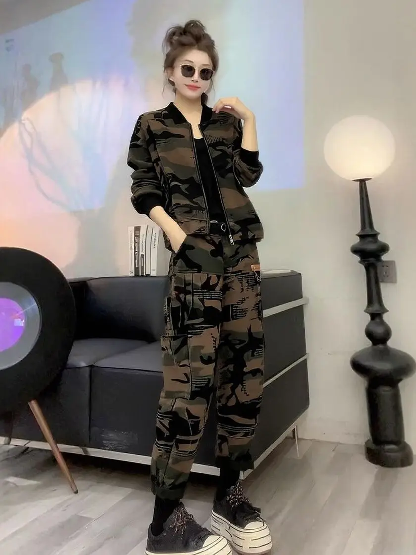 Conjunto de Ropa de Trabajo Casual de Camuflaje para Mujer, Primavera 2026, Chaqueta y Pantalones Harlan de Dos Piezas, Ajustados, de Fibra de Poliéster