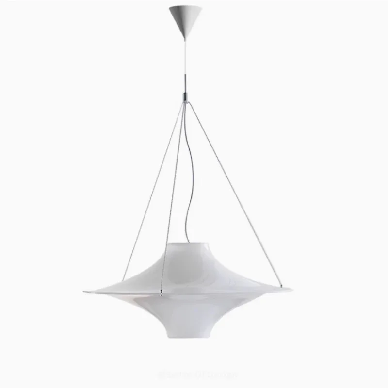 

Medieval dining room chandelier, French retro study creative living room bedroom bar UFO light