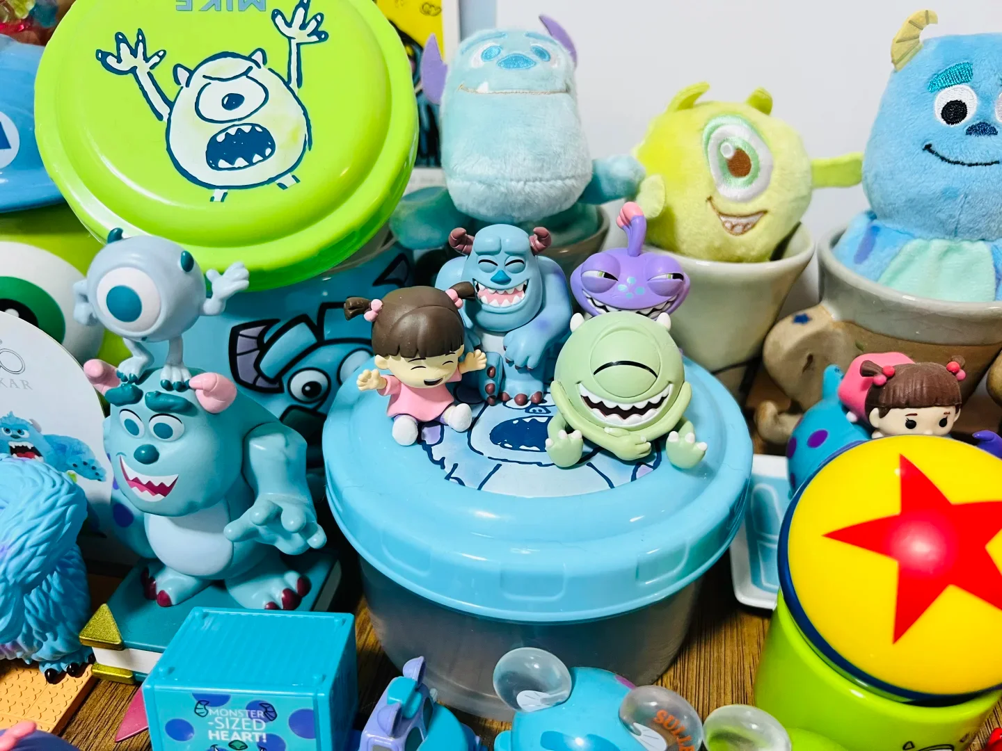 Spot Movie Monster …