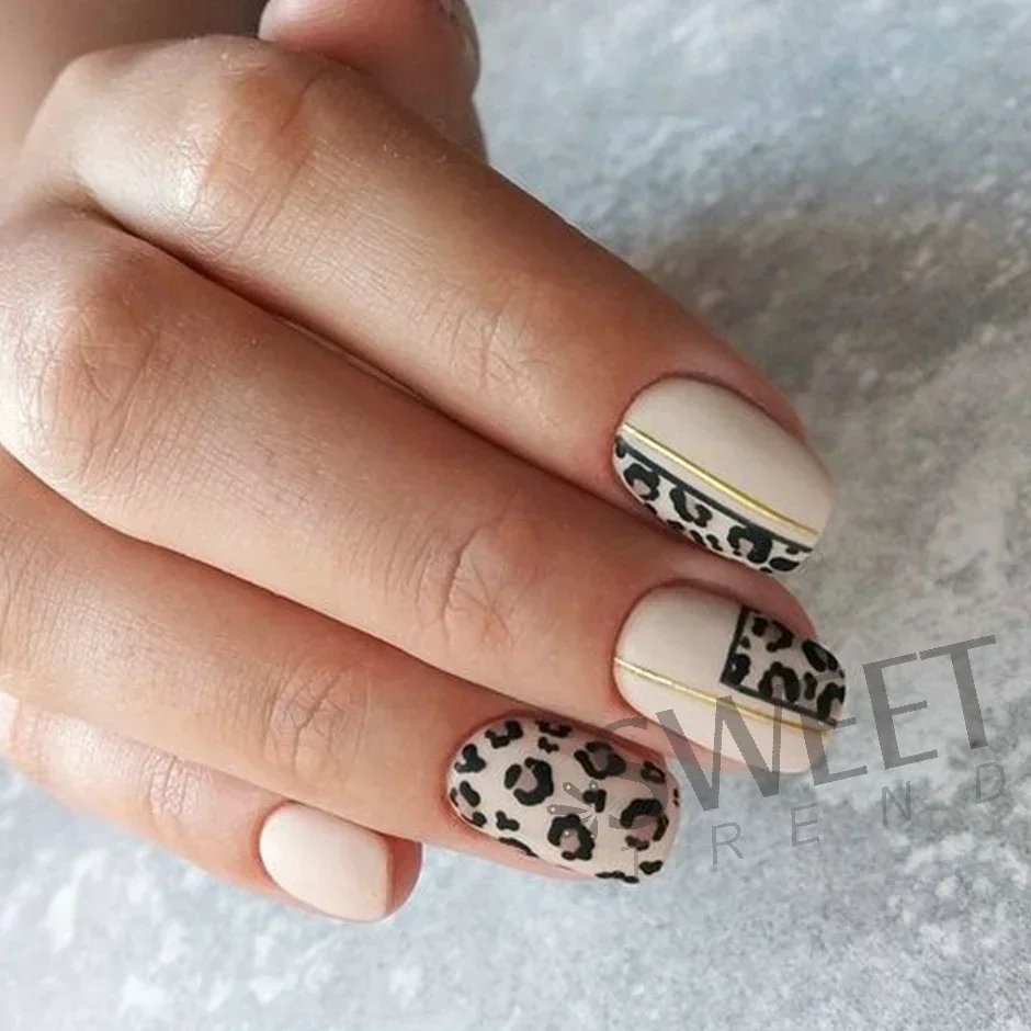 12 قطعة ليوبارد طباعة مسمار المياه ملصق سحر الحيوانات البرية نمط الهندسة السنة الجديدة مانيكير اكسسوارات الوشم مسمار الفن المتزلجون