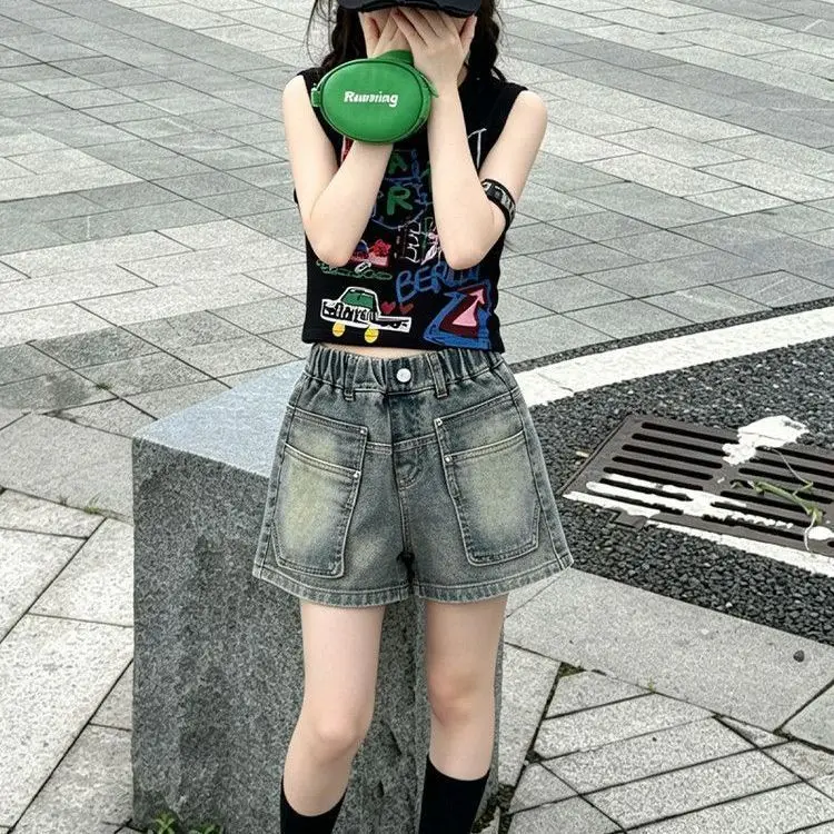 New 2026 Summer Fashion Denim Shorts for Girls Versatile Three Dimensional Pocket Casual Pants Trendy Denim Shorts