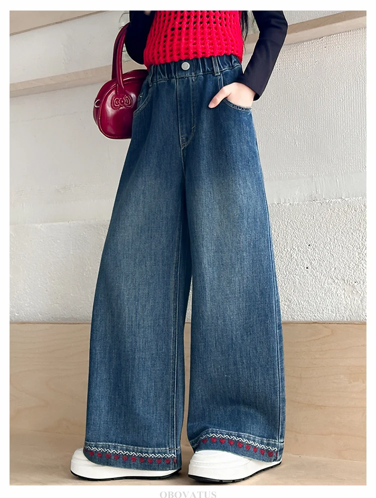Herbstliche Kinder-Streetwear: Weite Jeans mit Herzsaum für Teenager-Mädchen, Trendige Blaue Denim-Hosen, Lockere Kinderhosen – Detail 2