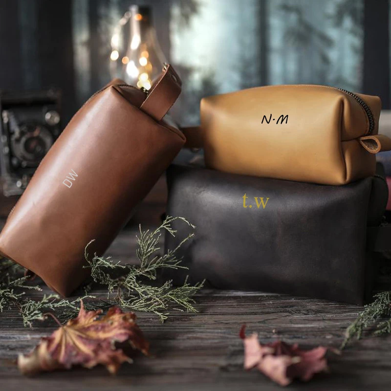 Custom Initials Vegan Leather Vintage Cosmetic Bag Toiletry Storage Bag Travel Organizer Bag For Men Women Casual MakeUp Bag