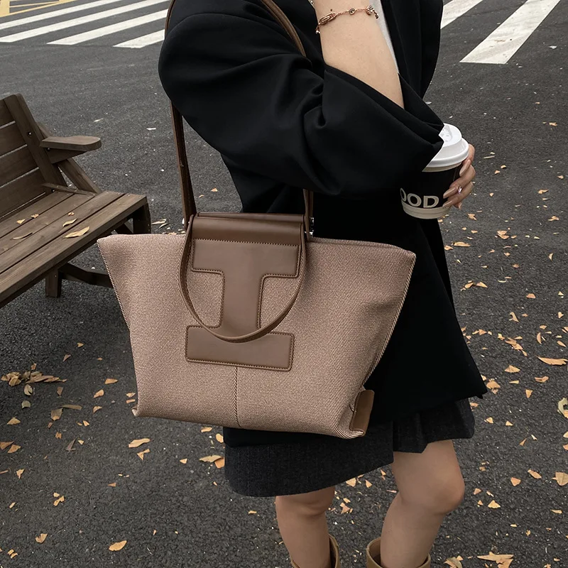 

2025 Premium Canvas Crossbody Bag, Spacious Zipper Convertible Shoulder Purse for Women, Multi-Way Commuter-Ready Tote