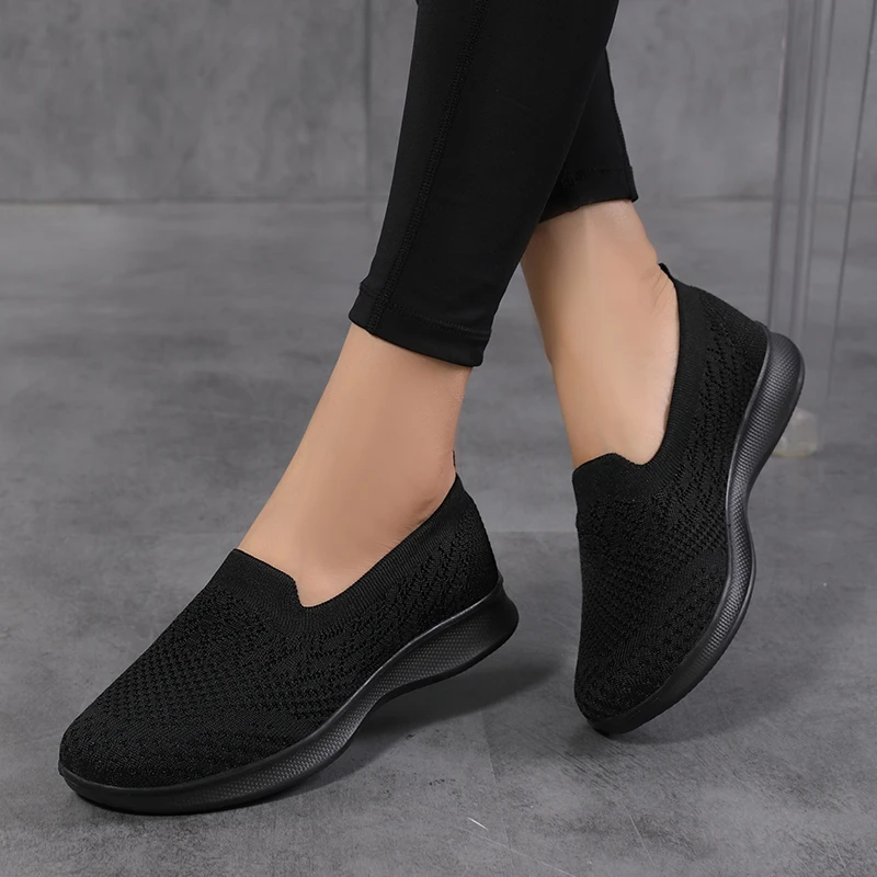 Women Running Flats Breathable Casual Outdoor Light Weight Sports Shoes Walking Sneakers Spring Fashion Comfortable Sports Shoe