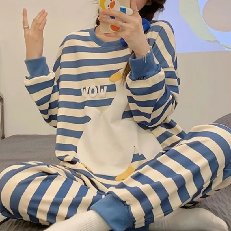 Latest Oversized Spring Autumn Pajamas Striped Large White Goose Sleepwear Loose Casual Nightdress Crewneck Print Pyjamas Set