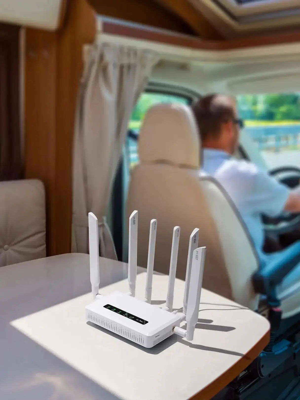 GL.iNet GL-X3000 (Spitz AX) 5G AX3000 Gateway-Router, Wi-Fi 6, Multi-WAN und abnehmbare Antennen, Dual-SIM, OpenVPN und WireGuard
