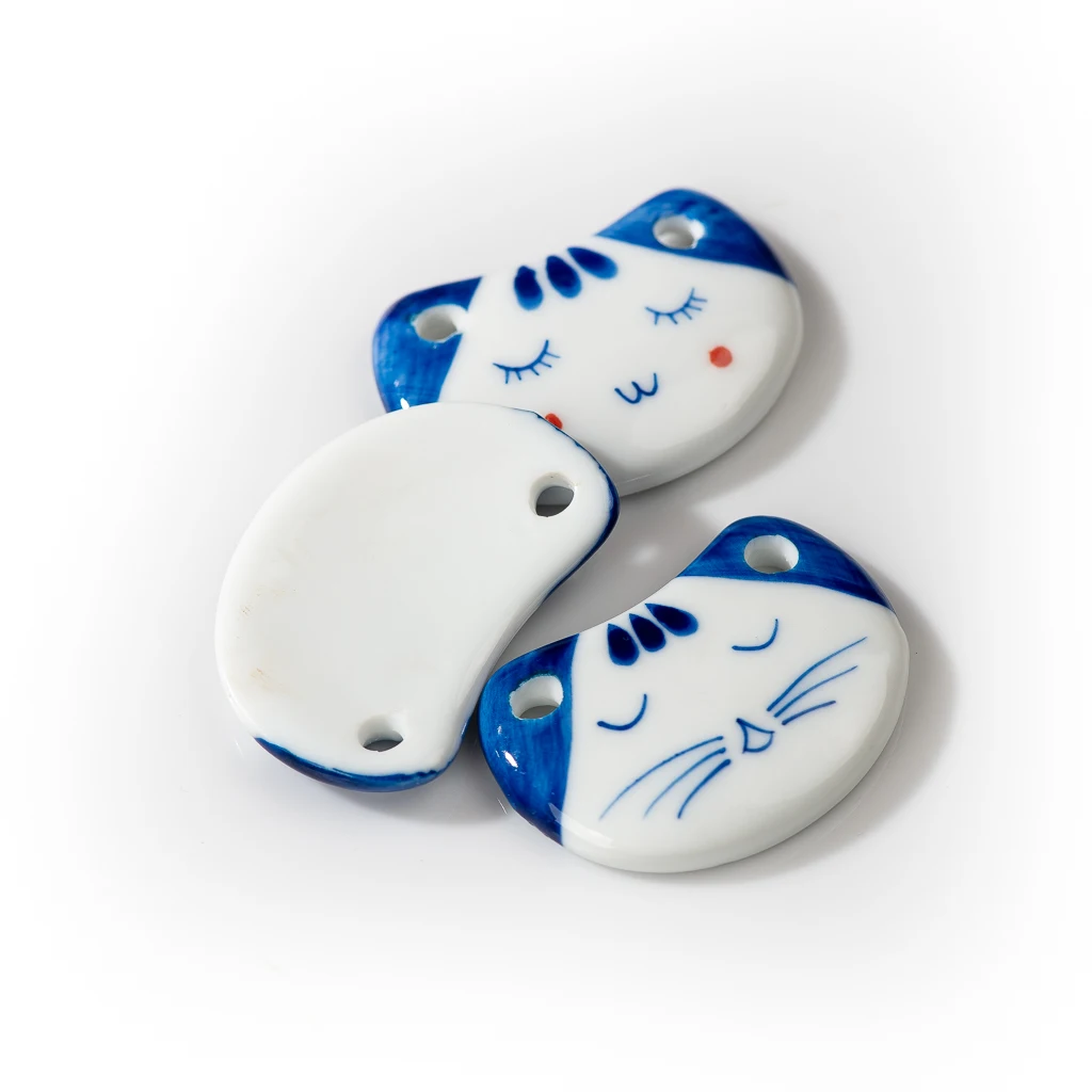 Handmade Kitten Blue And White Ceramic Pendant Cute Cartoon Animal Porcelain Beads Necklace Accessories Wholesale Z004