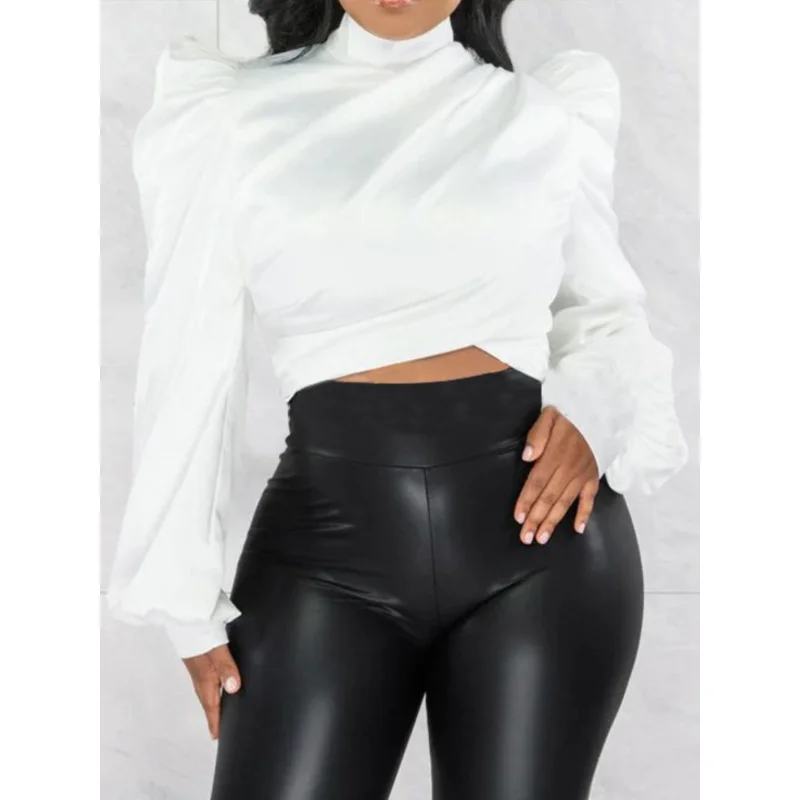 Solid-Color Short-Sleeve Faux Top with a Turtleneck And Puffed Sleeves, Inspired by European And American Autumn