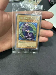 Yu Gi Oh Secret Rare/SER TCG Dark Magician(DDS-002) English Collection customize Game Card (Not Original)