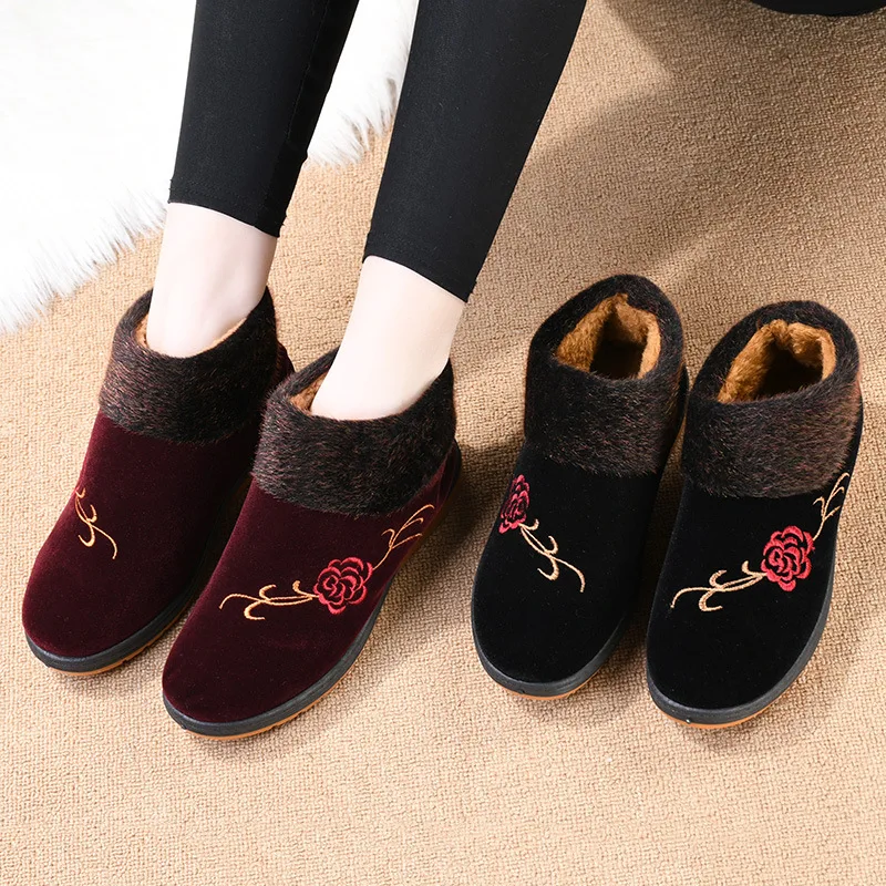 2025 Old Beijing Cloth Shoes Winter Women's Velvet Warm in The Elderly Soft-soled Grandmother Cotton Boots